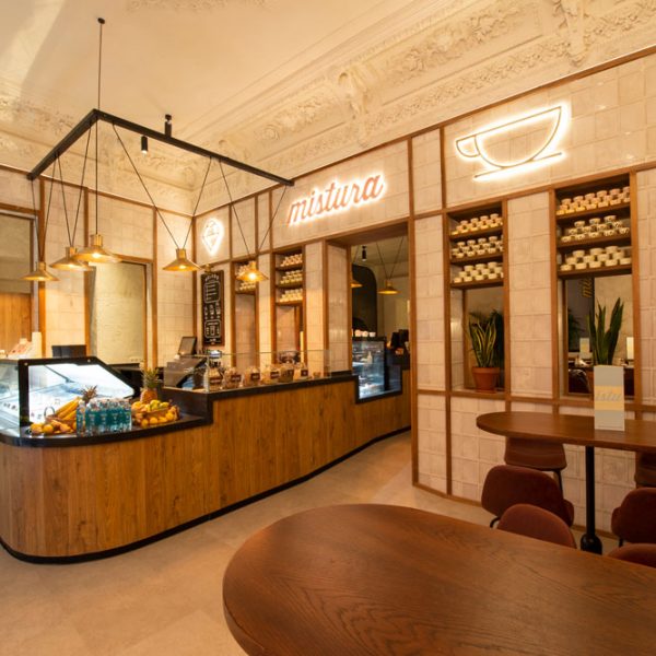 mistura-plaza-angel-jacinto-benavente